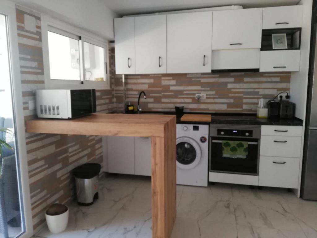 Sunny 3 Bed Beach Flat - Large Terrace With Sea View Puerto de Sagunto Exterior photo